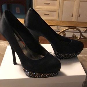 Steve Madden Black Silk Platforms
